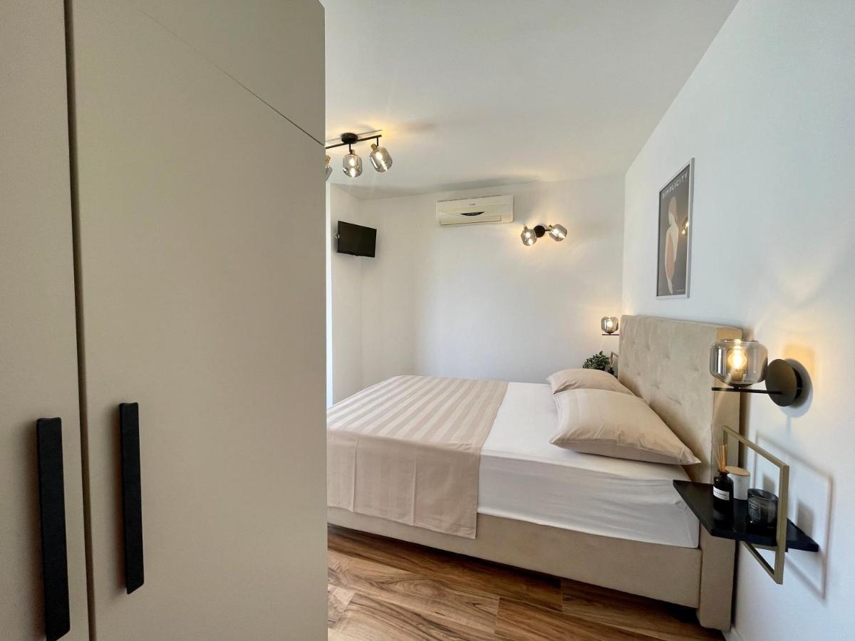Apartman Mirela *