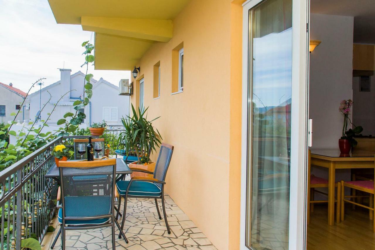 Mirela Apartman